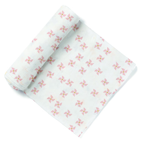 PINWHEEL SWADDLE